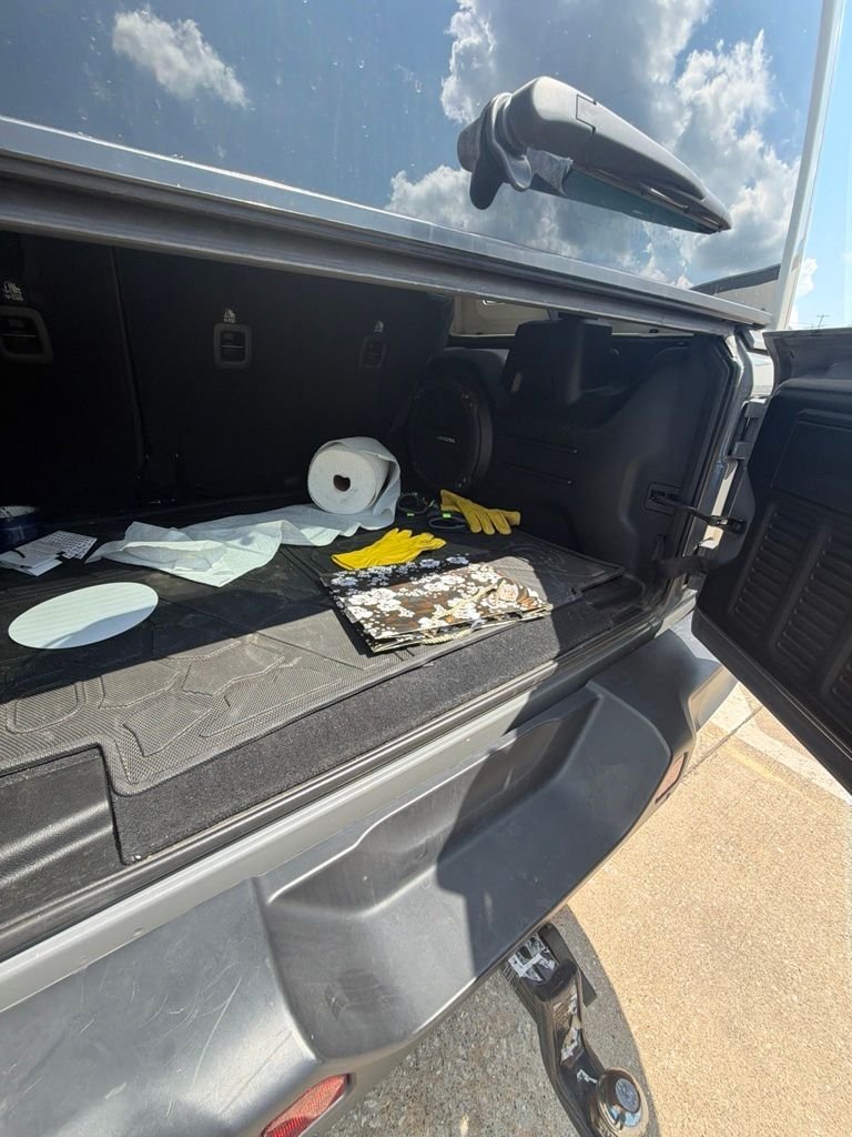 Used 2021 Sting-Gray Clearcoat Jeep Unlimited Sahara image 29
