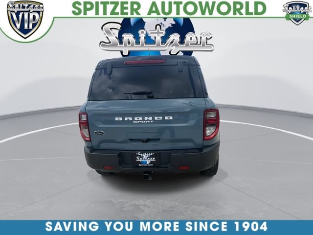 Used 2021 Blue Ford Outer Banks image 8