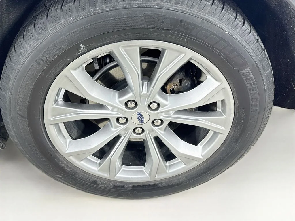 Used 2021 White Metallic Ford XLT image 40