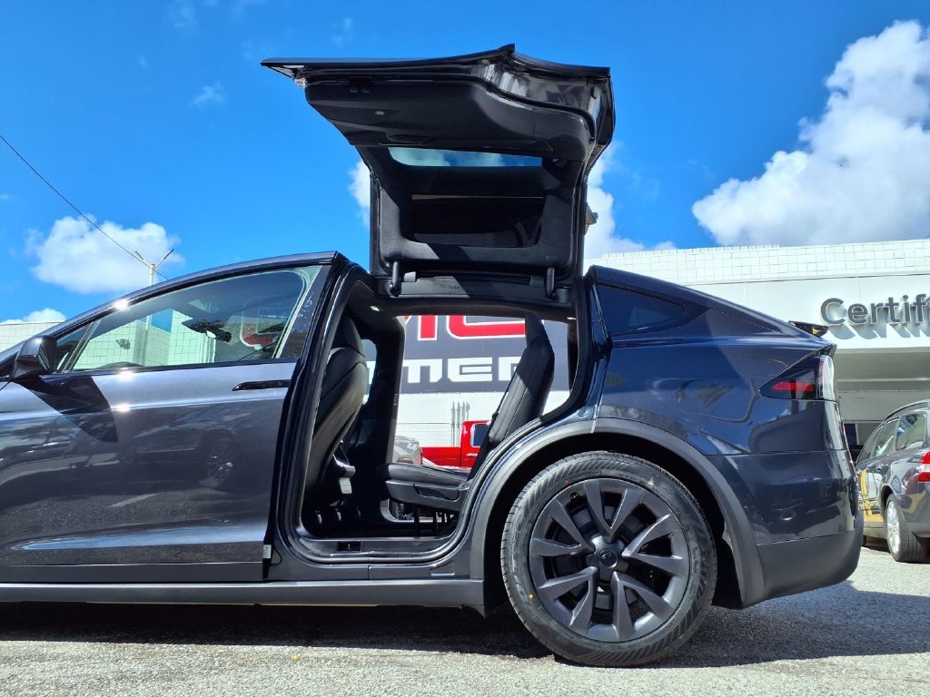 Used 2024 Gray Tesla AWD image 14
