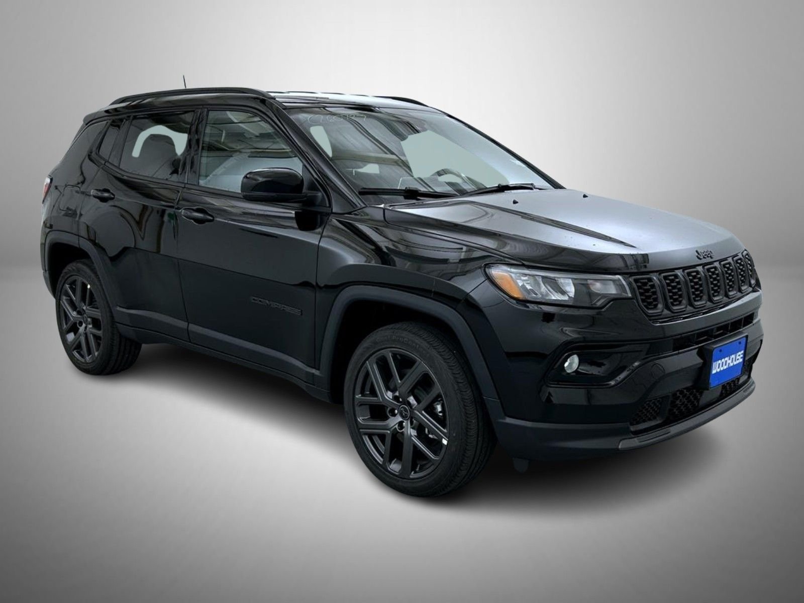 New 2026 Diamond Black Crystal Pearl-Coat Exterior Paint Jeep Limited image 3