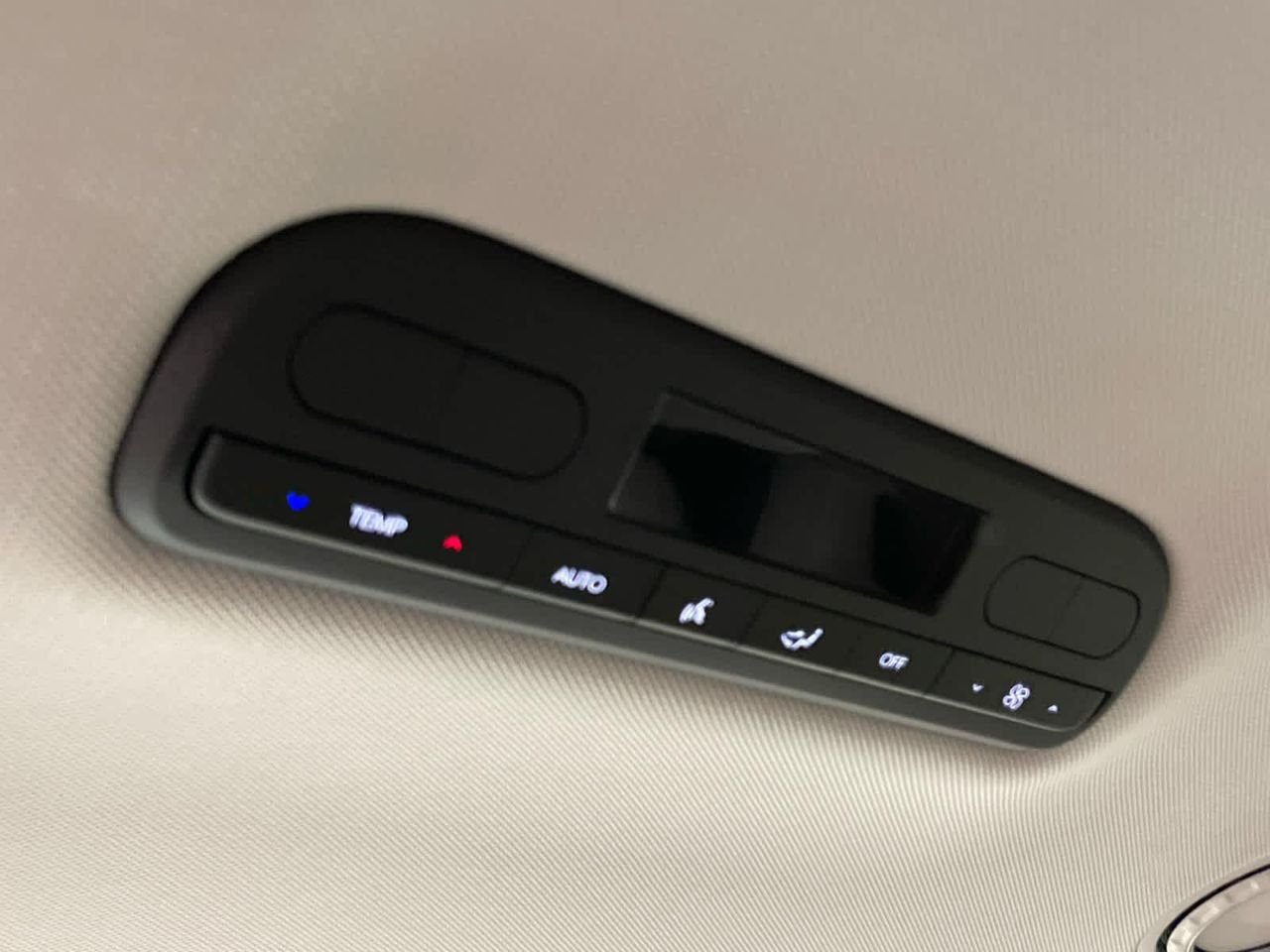 New 2026 Creamy White Pearl Hyundai SEL AWD image 24
