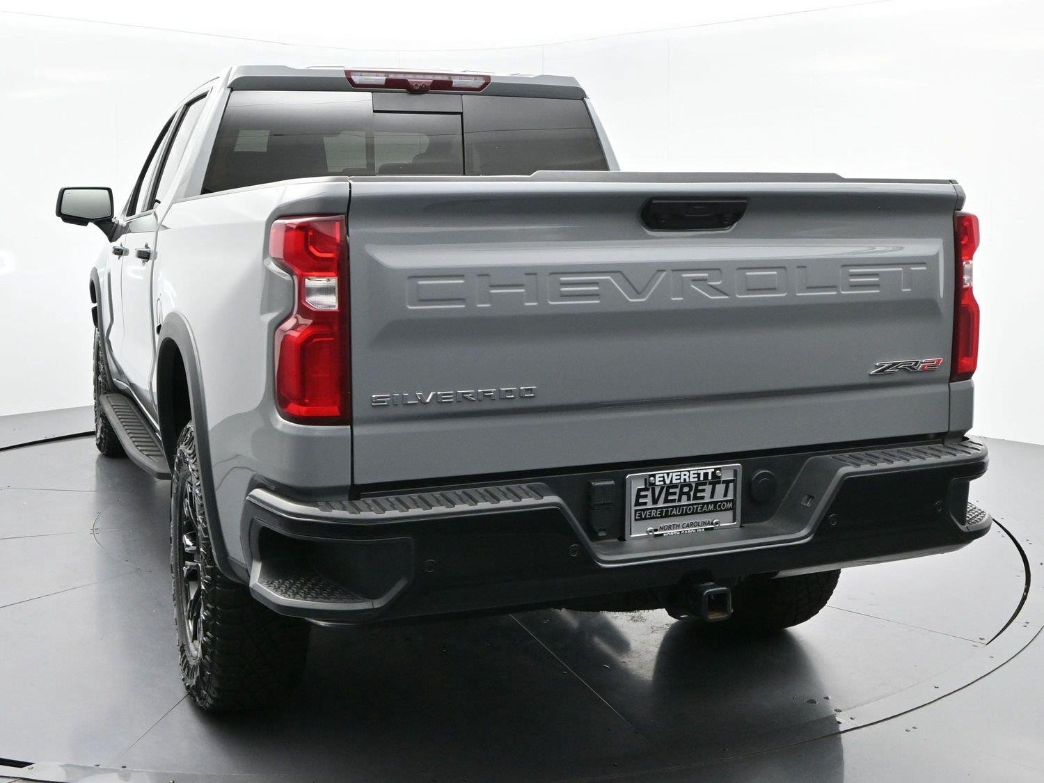 Used 2024 Slate Gray Metallic Chevrolet ZR2 image 6