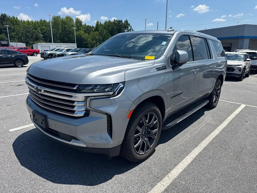 Used 2023 Sterling Gray Metallic Chevrolet High Country image 3