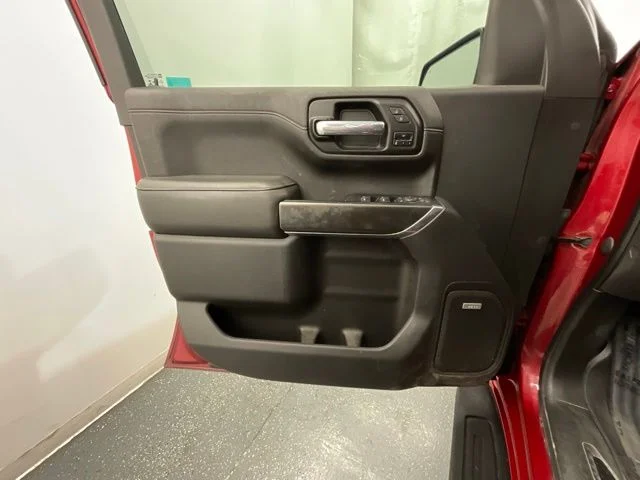 Used 2021 Red GMC AT4 image 9