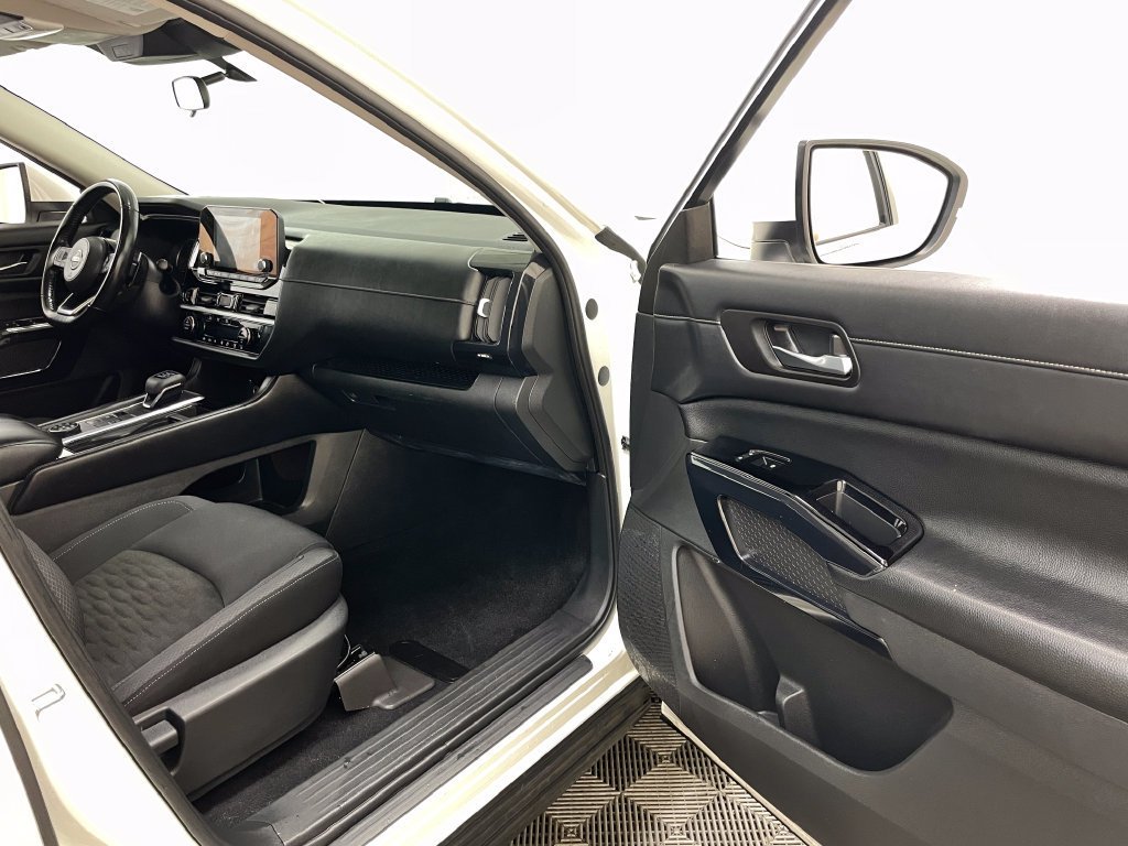 2022 Nissan Pathfinder SV - Photo 37