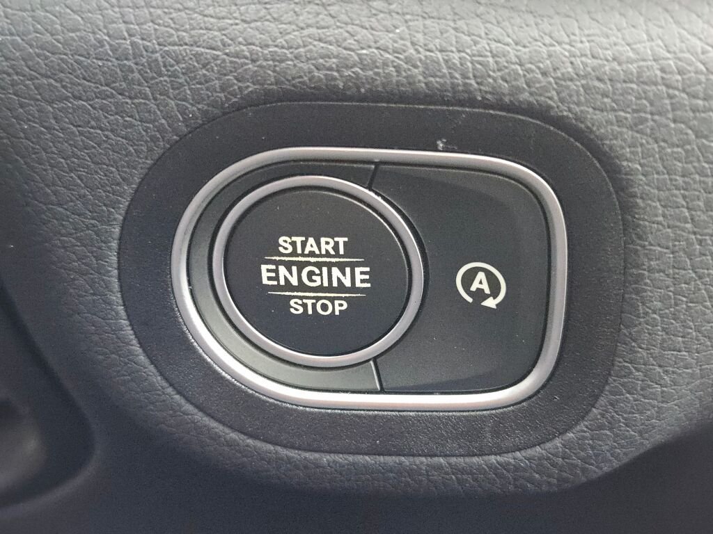 Used 2025  Mercedes-Benz GLS 450 image 33