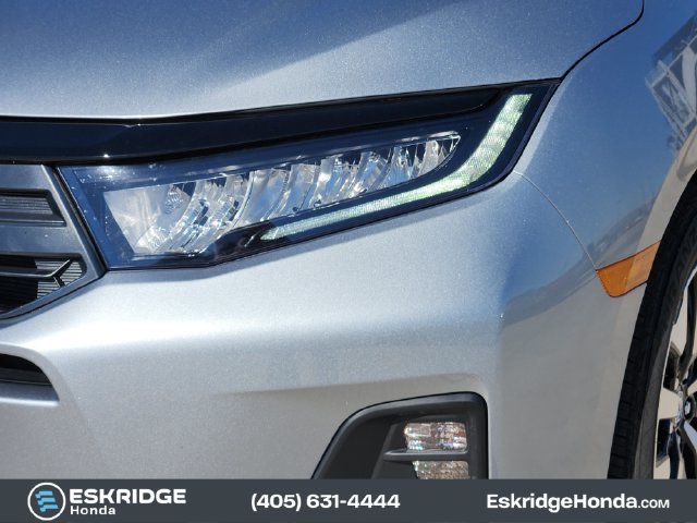 Certified Used 2026 Solar Silver Metallic Honda EX-L image 10