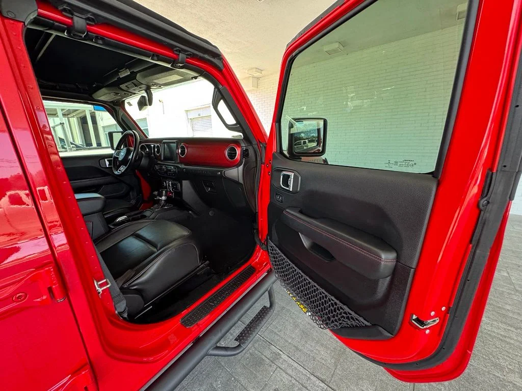 Used 2020 Red Jeep Unlimited Rubicon image 15