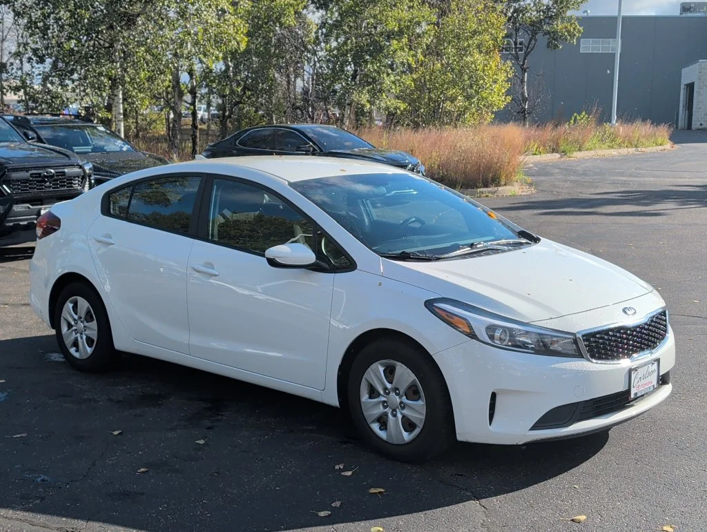 Used 2018 Kia FORTE LX with VIN 3KPFK4A76JE272925 for sale in Minneapolis, Minnesota