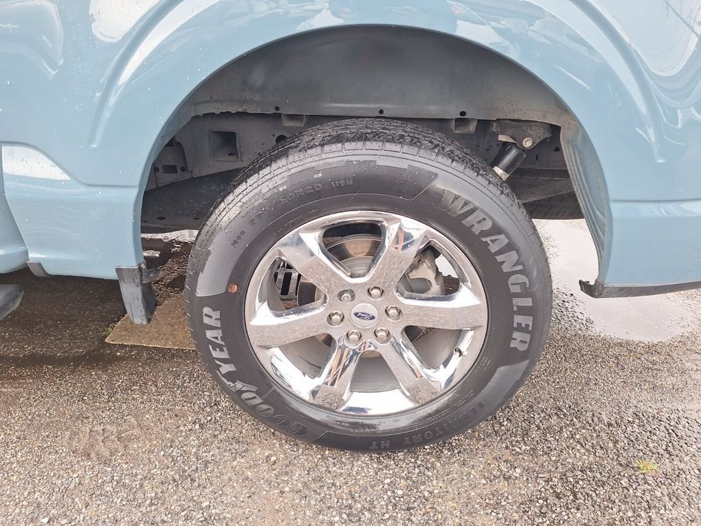 Used 2023 Blue Ford XLT image 25