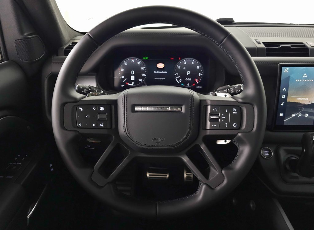 2025 LAND ROVER DEFENDER - Image 18
