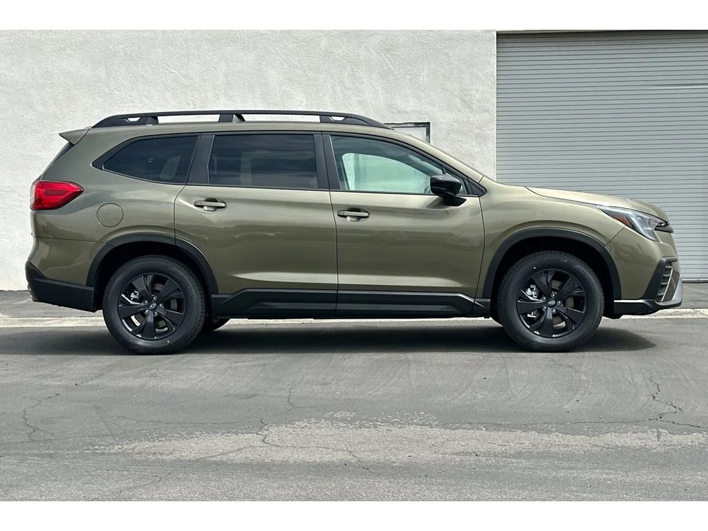 New 2026 AUTUMN GREEN METALLIC Subaru Premium 7-Passenger image 2