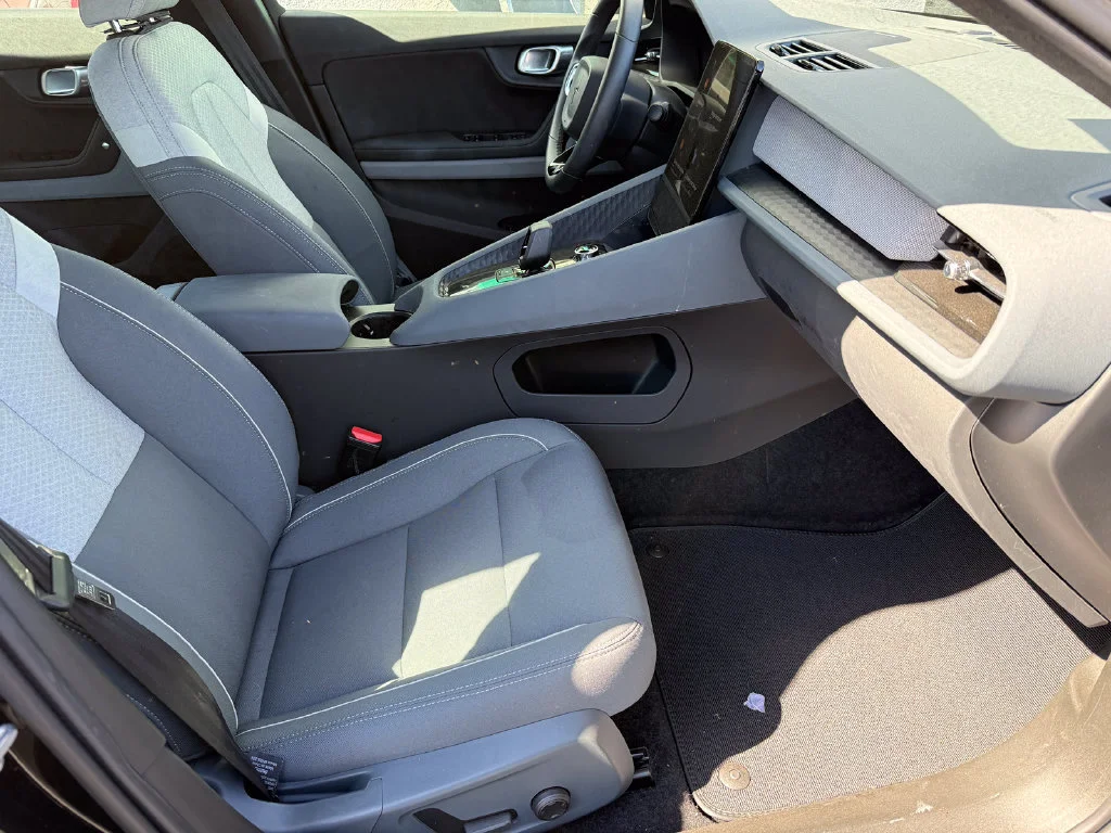 Used 2024  POLESTAR NA image 3