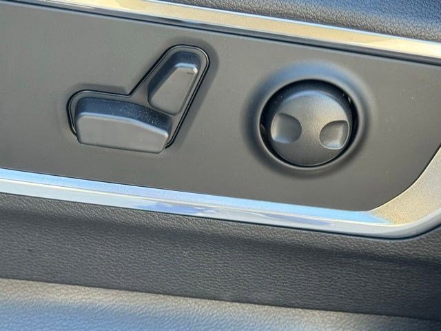 2026 RAM 1500 Laramie - Photo 12