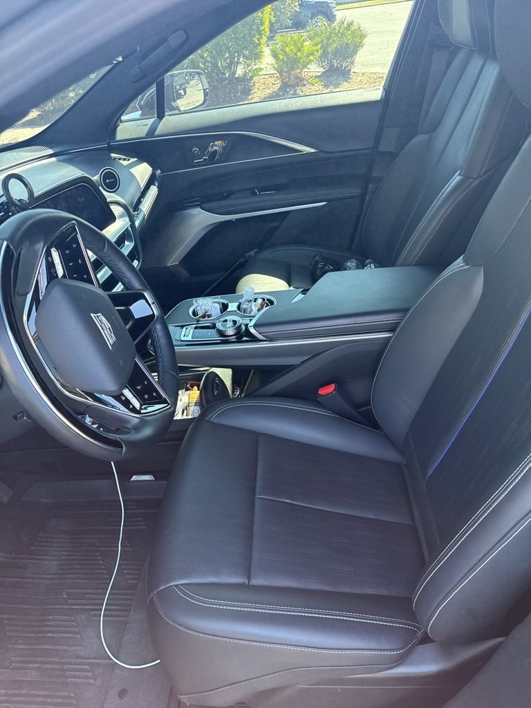 Used 2024 Cadillac LYRIQ Luxury 2 with VIN 1GYKPRRL0RZ117635 for sale in Lake City, FL