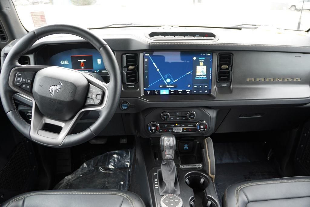 Used 2025 Gray Ford Badlands image 21