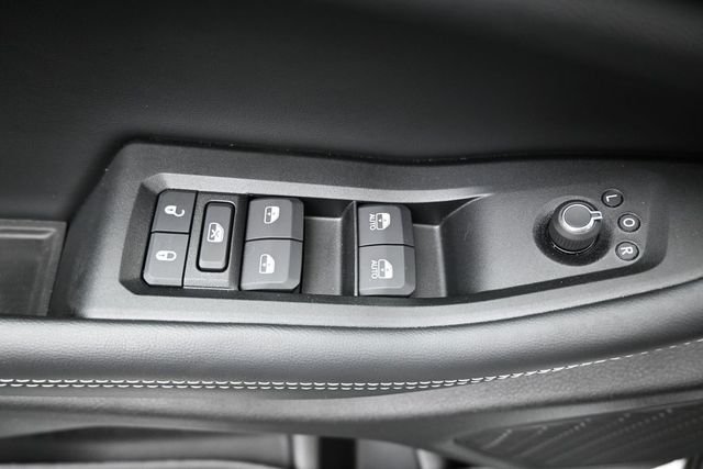 Used 2025 White Jeep Altitude X image 22