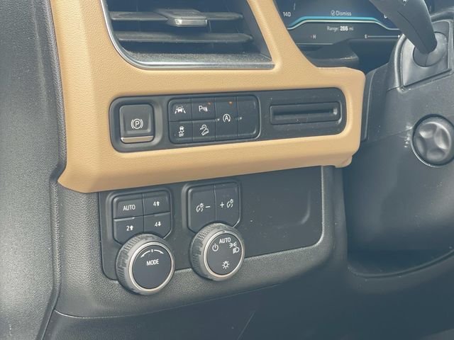 Used 2023 Beige Chevrolet Premier image 21