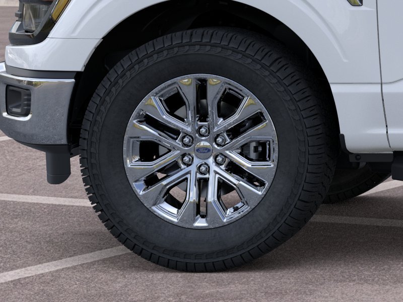 New 2026 Oxford White Ford XLT image 19