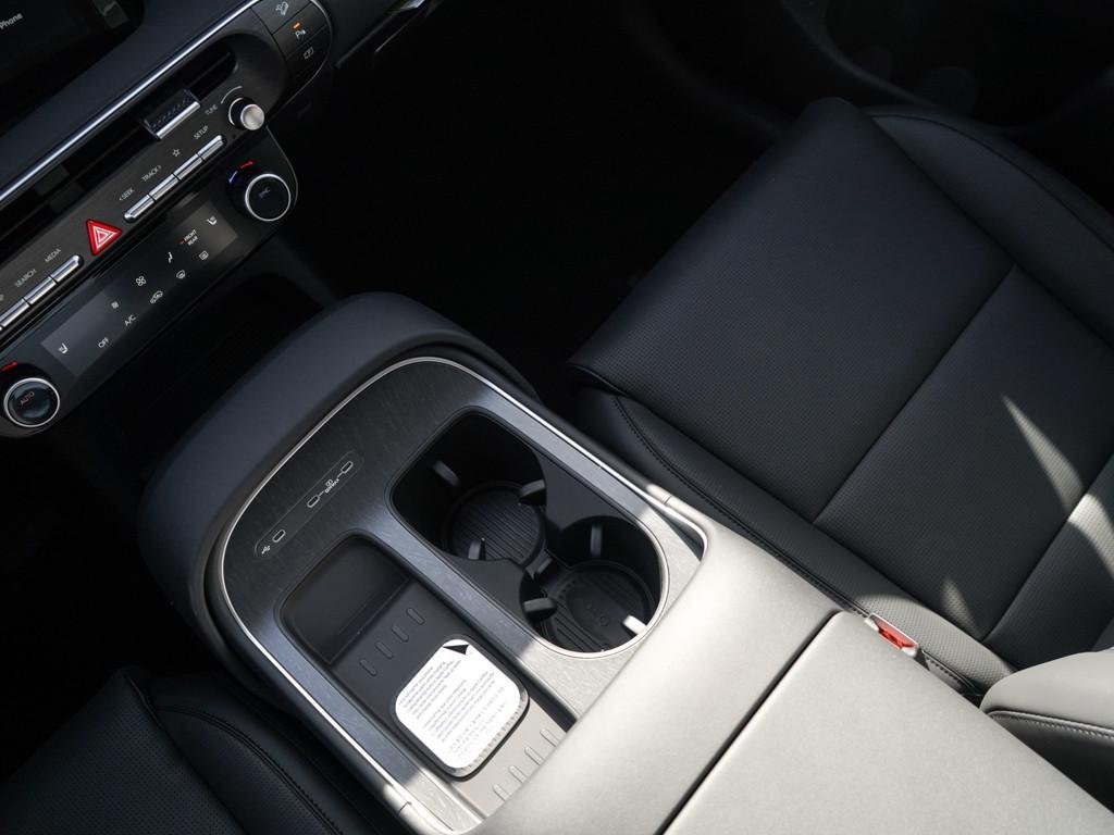 New 2026 Creamy White Pearl Hyundai SEL 7P AWD image 53