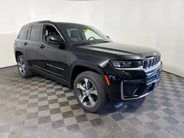 2026 Jeep Grand Cherokee Limited 4x4's photo