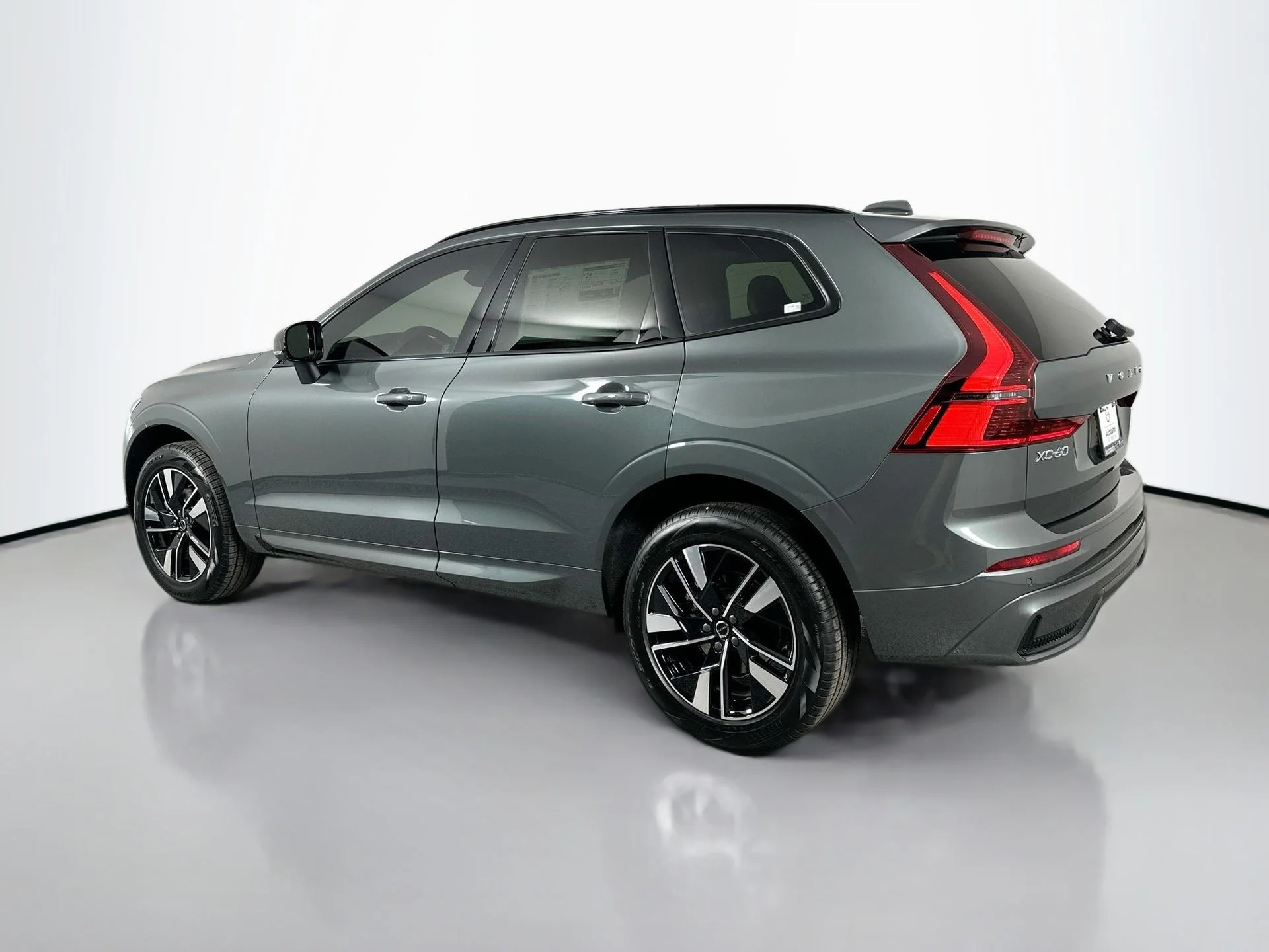New 2026 Forest Lake Volvo Core image 7