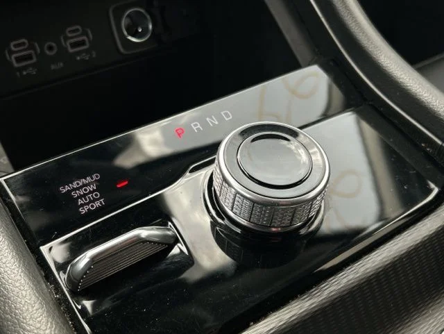 Used 2024 Gray Jeep Limited image 46