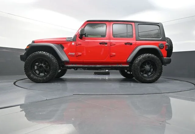 Used 2018 Red Jeep Unlimited Sport image 33