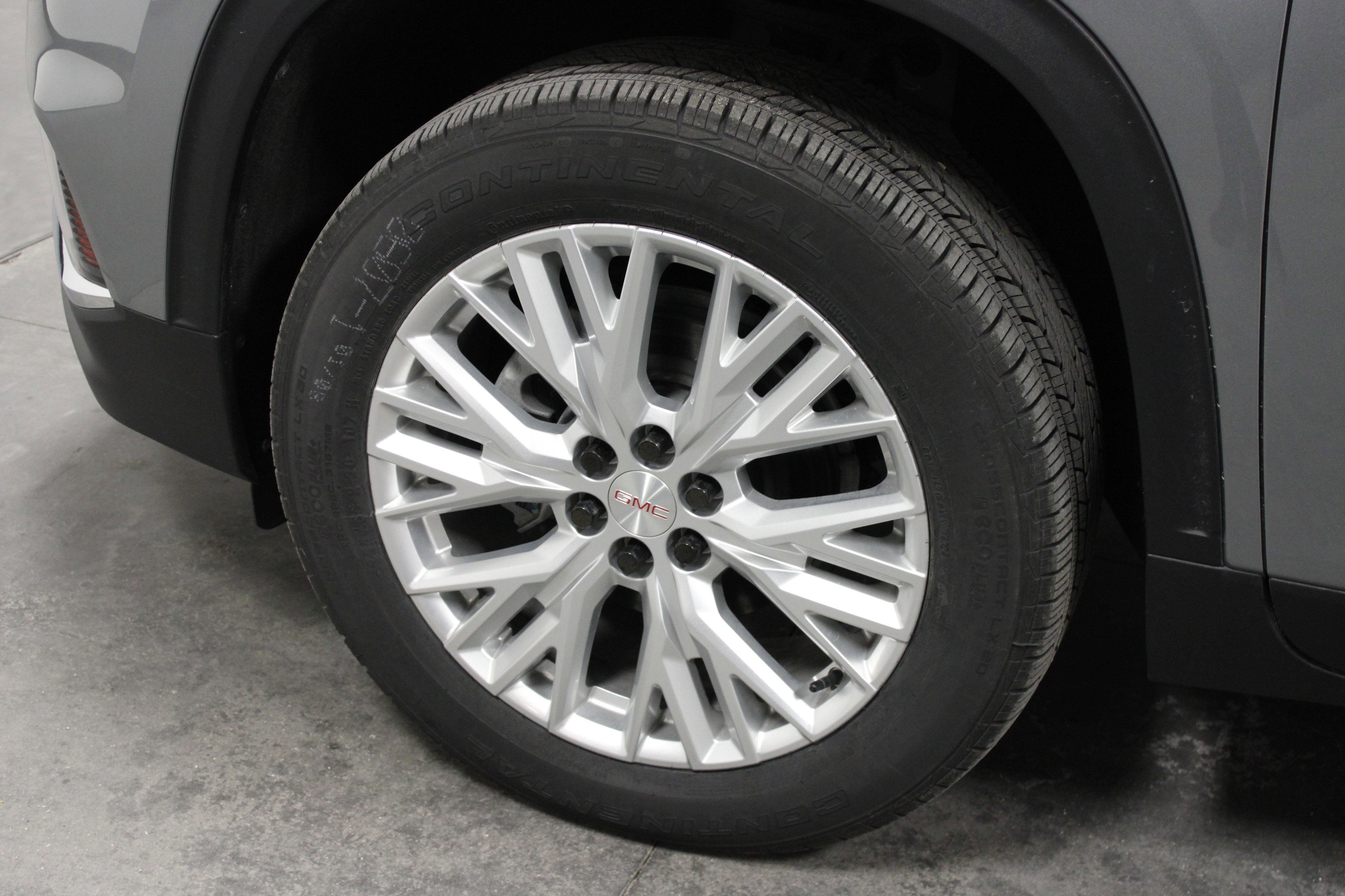 2025 GMC Acadia Elevation - Photo 10