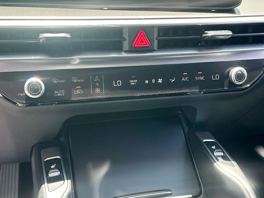 New 2026 Mineral Blue Kia EX image 16