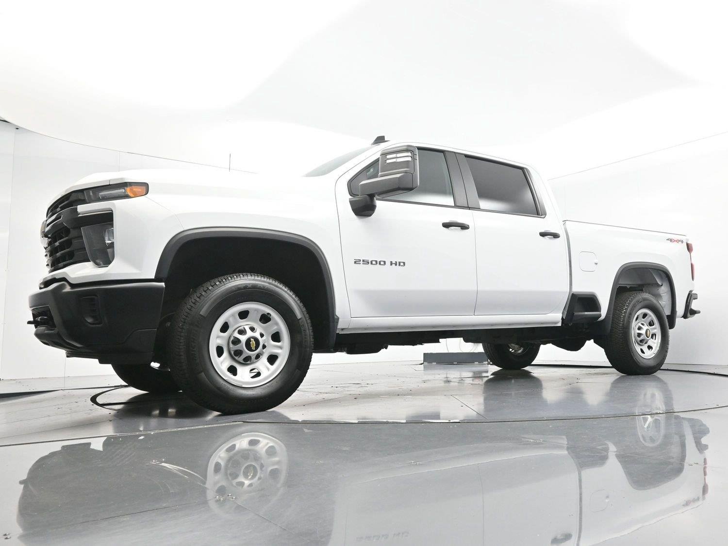 Used 2025 Summit White Chevrolet WT image 42
