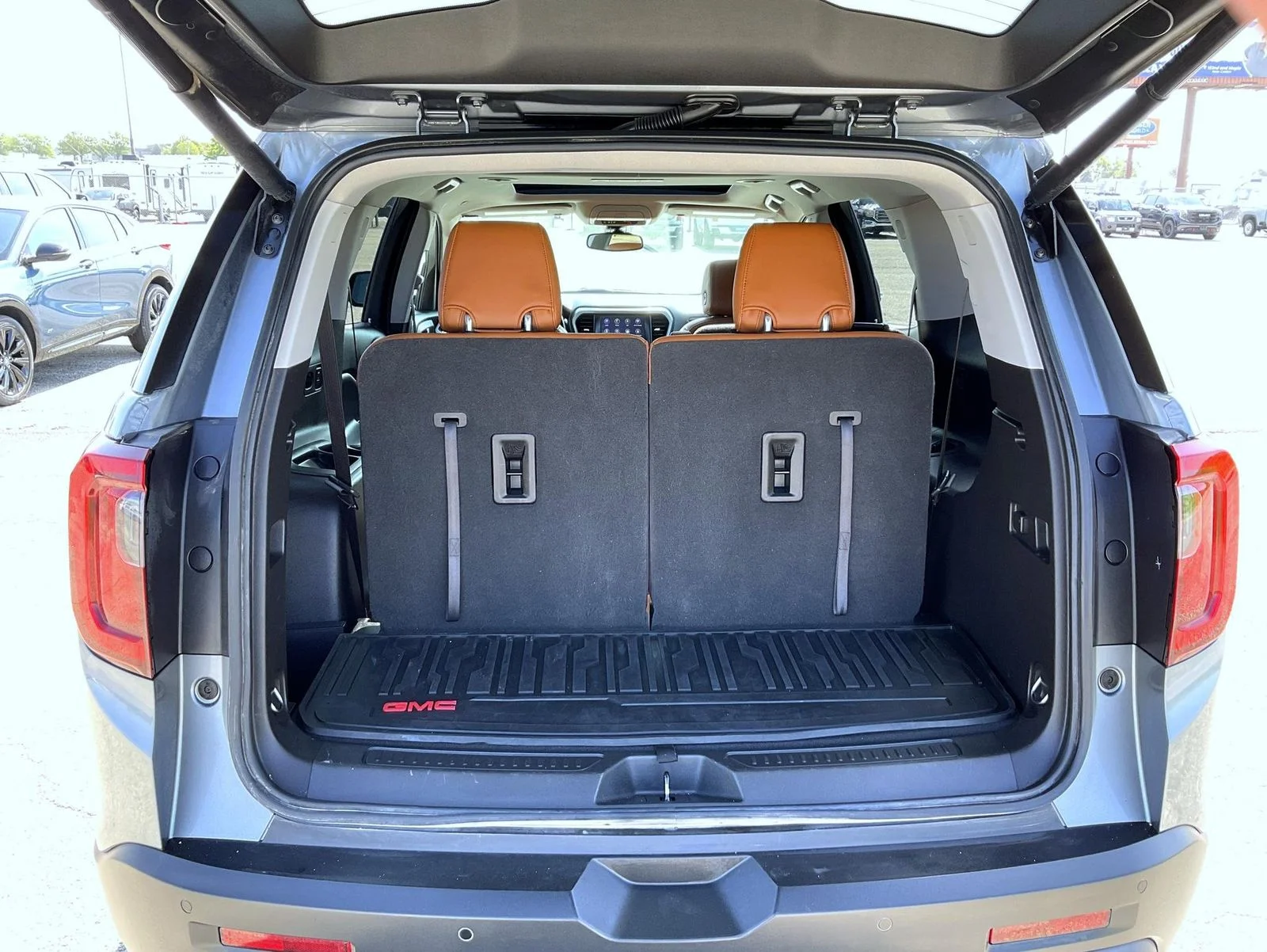 Used 2020 Gray GMC AT4 image 22