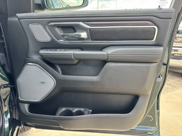 New 2027 Serrano-Green Metallic Exterior Paint RAM Laramie image 38