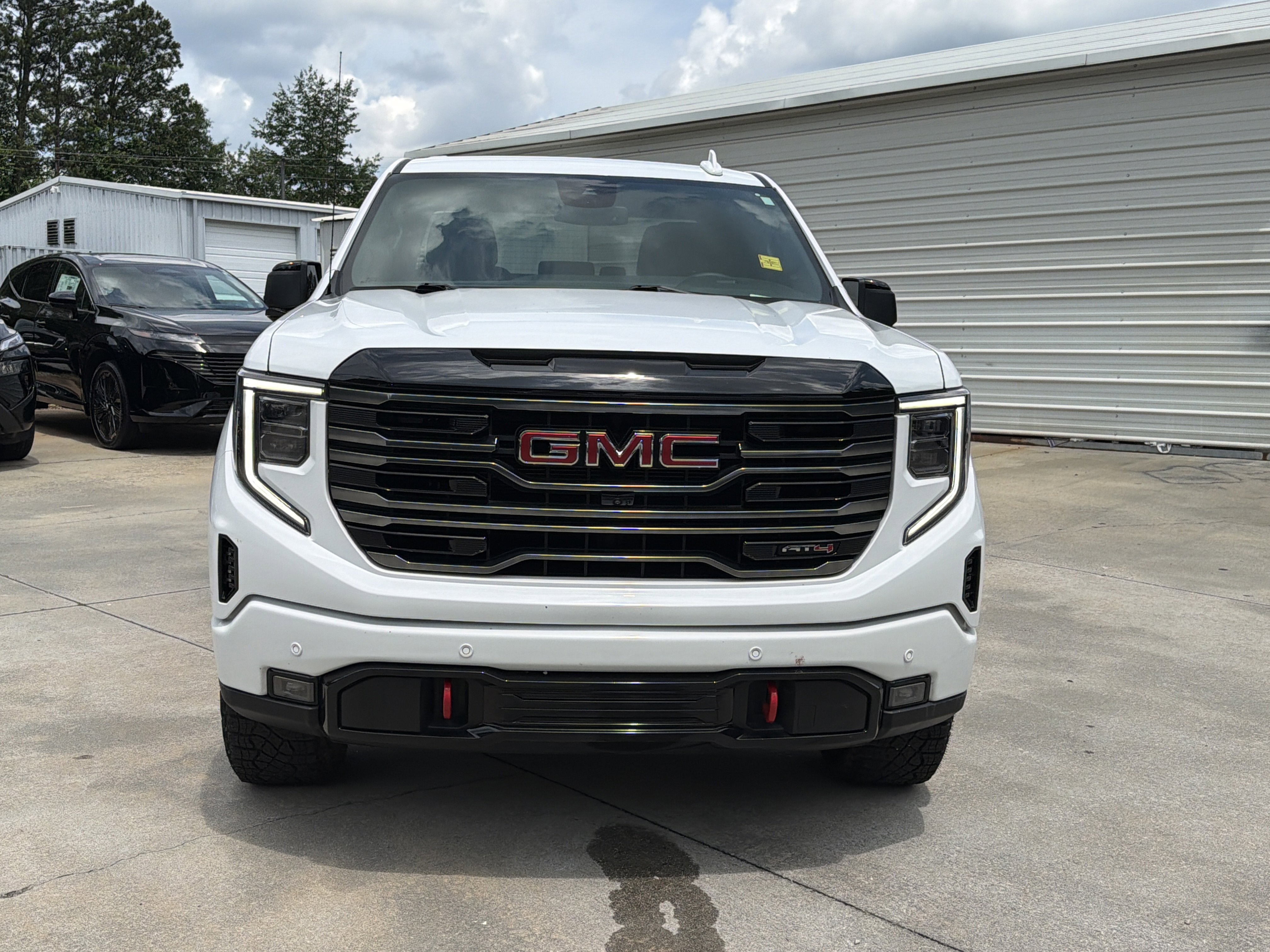 Used 2025 Summit White GMC AT4 image 3