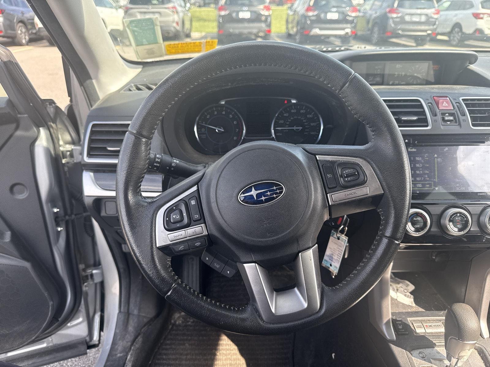 Used 2018 Ice Silver Metallic Subaru Limited image 10