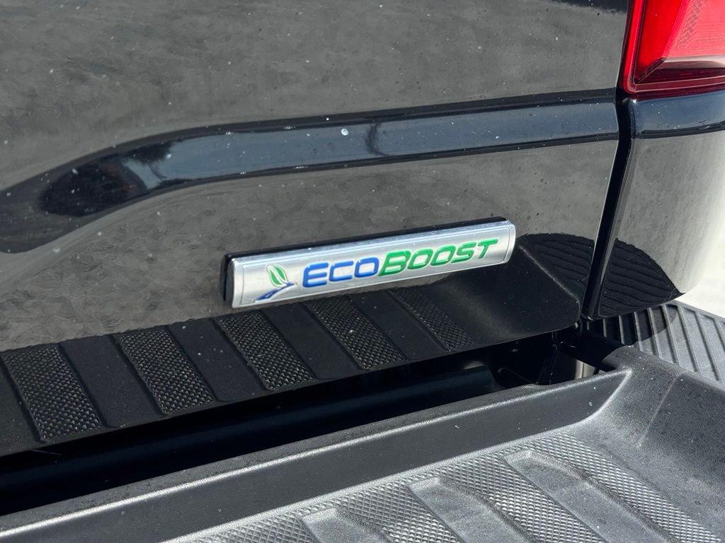 Used 2023 Black Ford Lariat image 16
