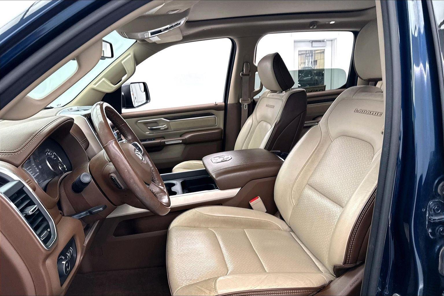 Used 2020 Patriot Blue Pearlcoat Ram Laramie image 22