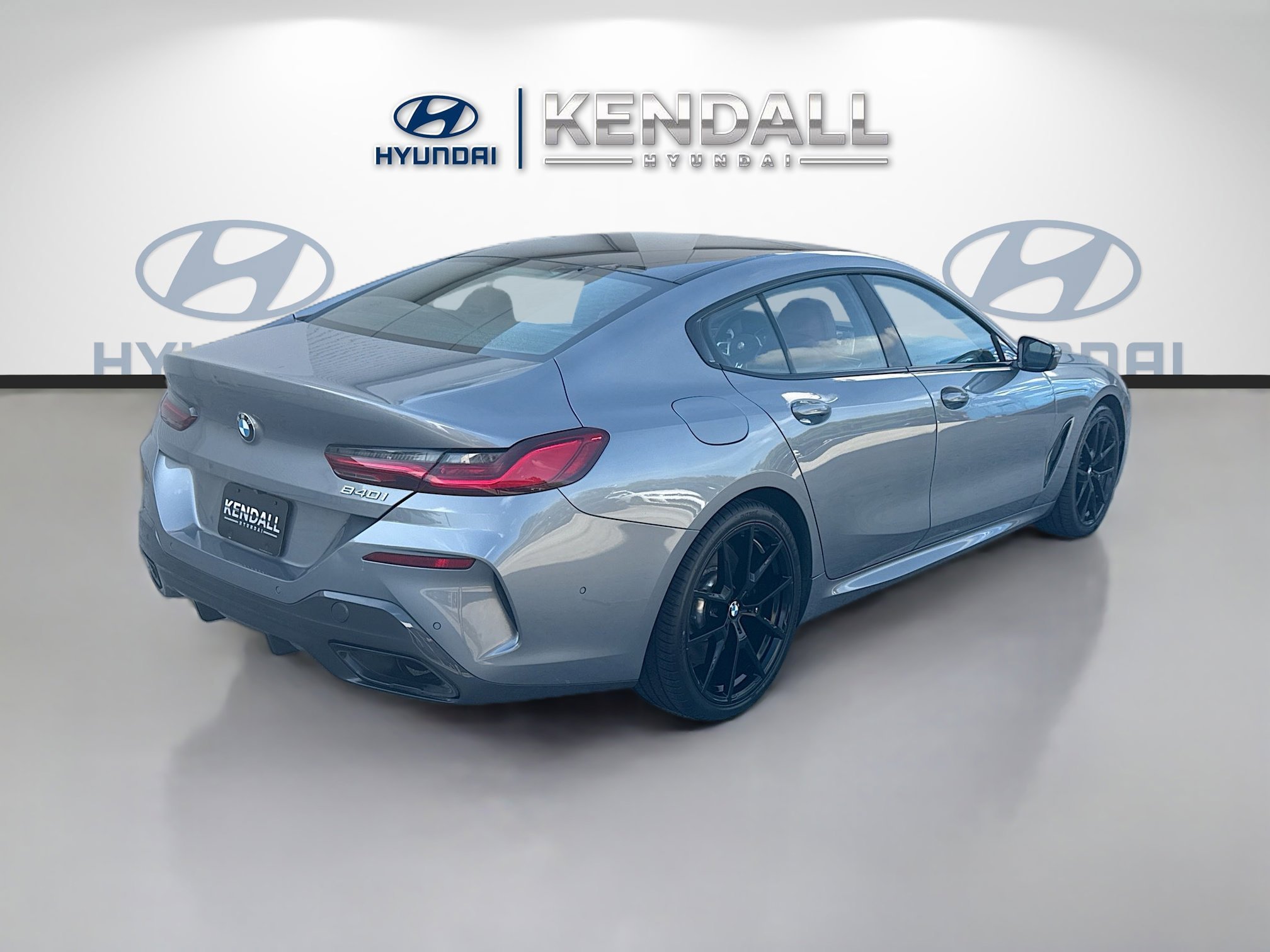 2024 BMW 8 Series 840i - Photo 6