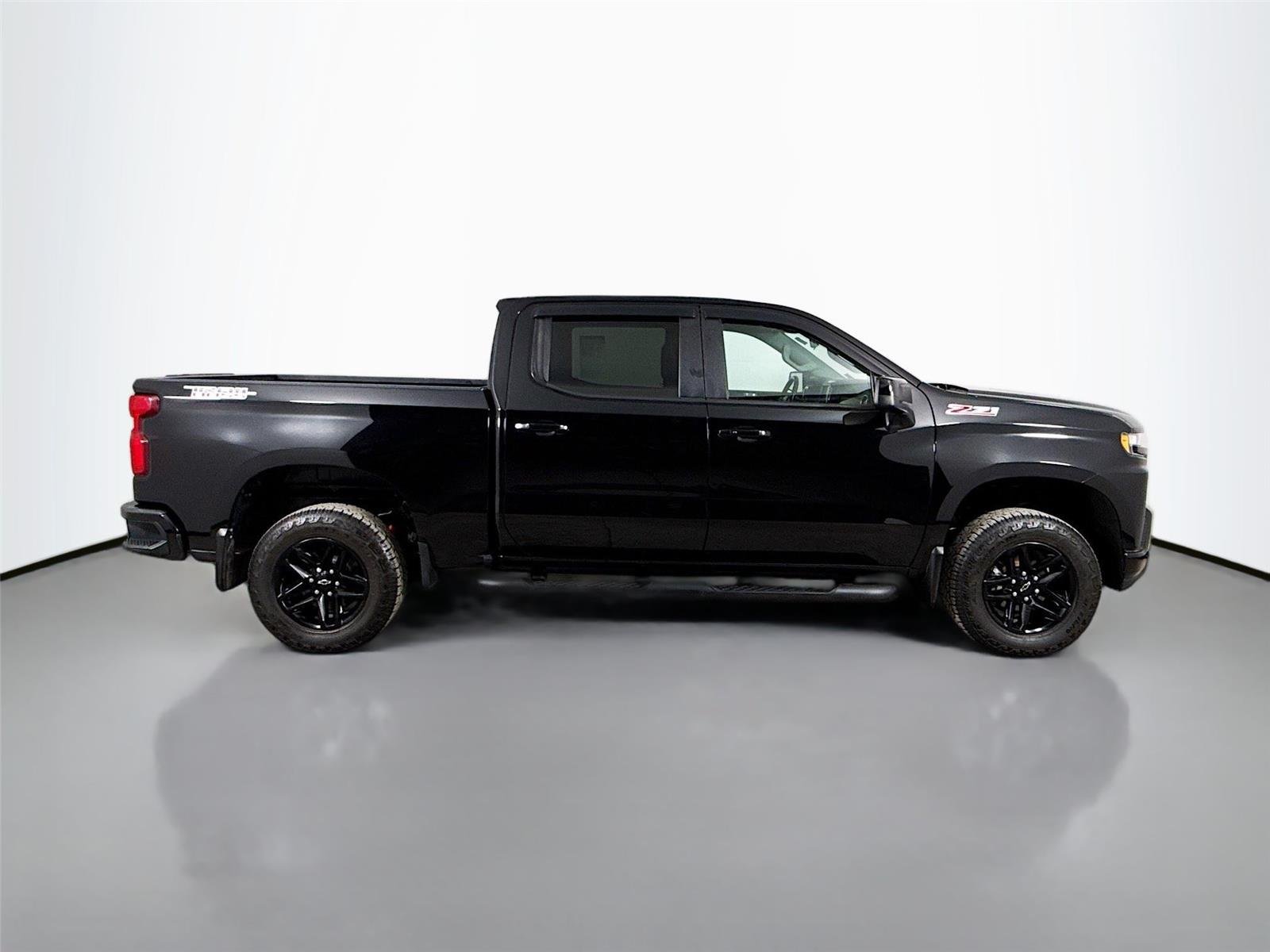 Used 2020 BLACK Chevrolet LT Trail Boss image 10