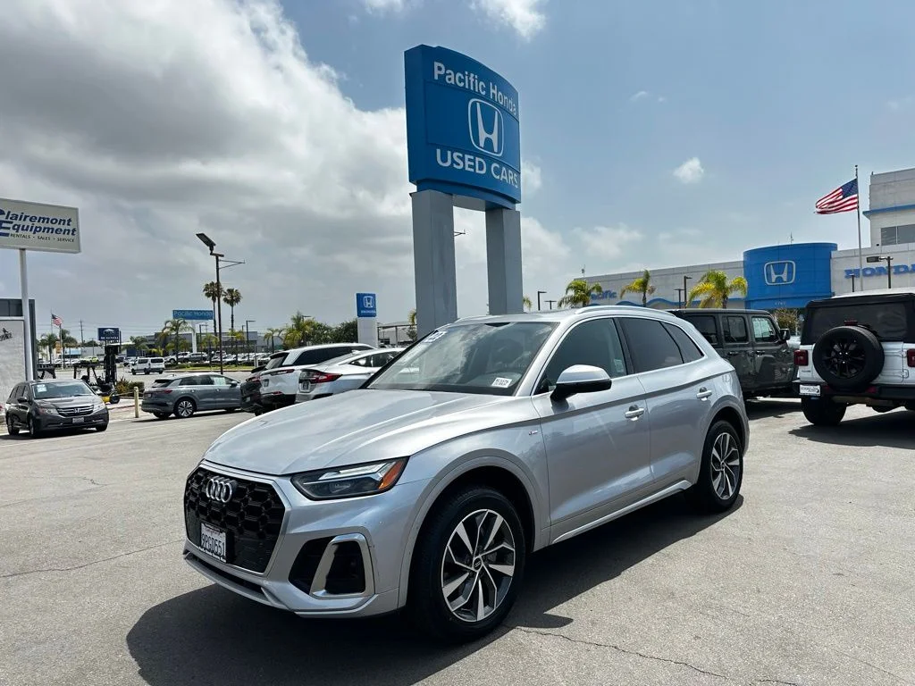 Used 2022 Silver Audi 45 S line Premium image 2