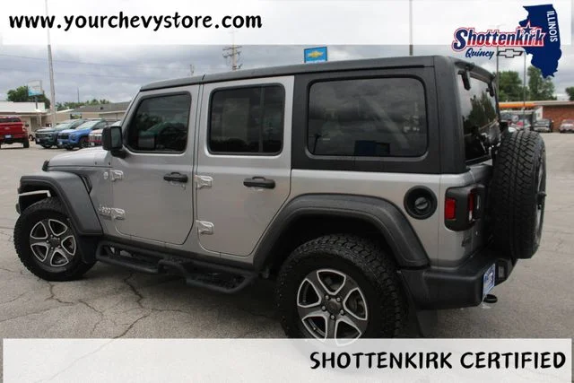 Used 2020 Silver Jeep Unlimited Sport S image 3
