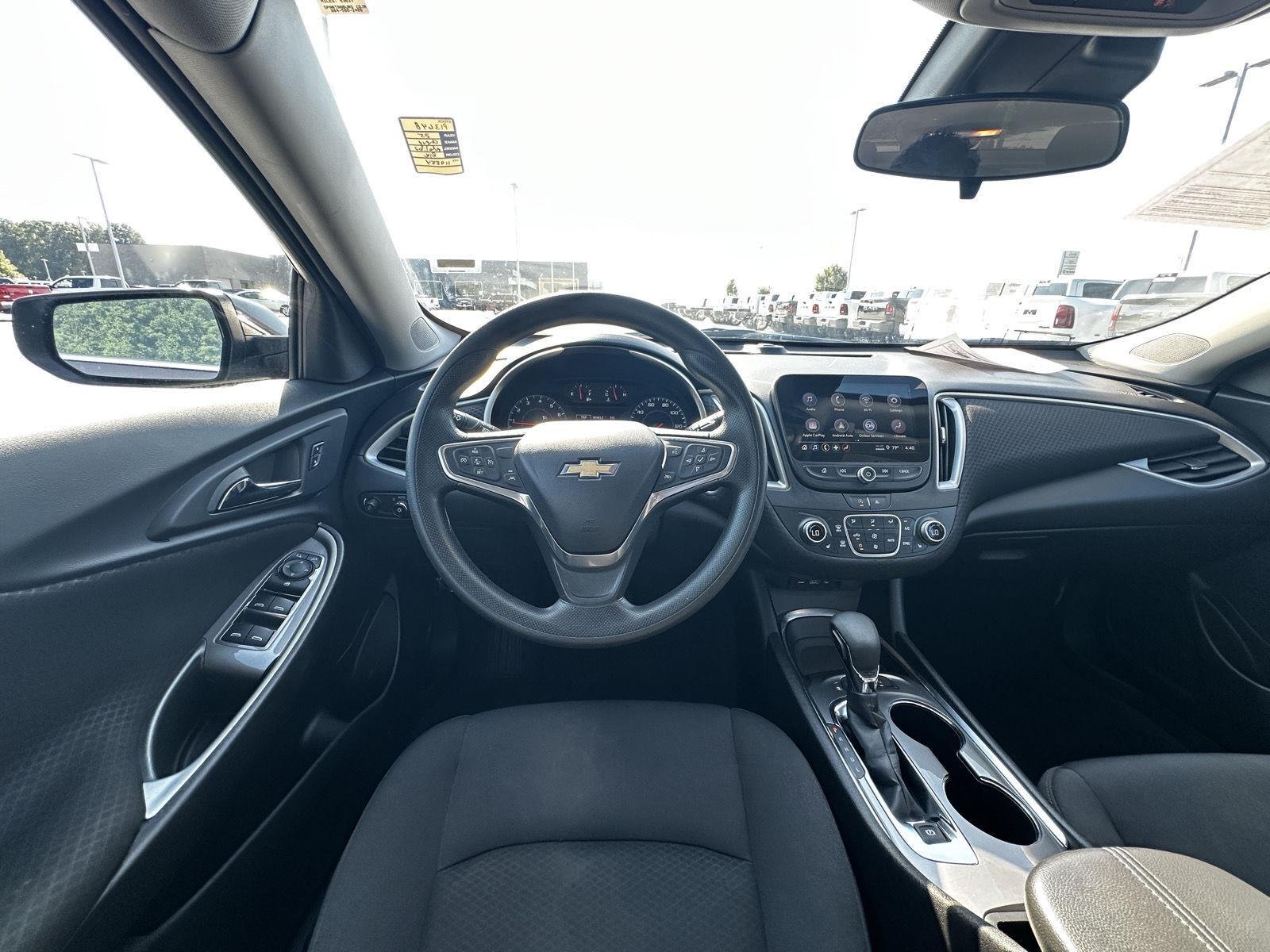 Used 2025 Night Shade Metallic Chevrolet LT image 6