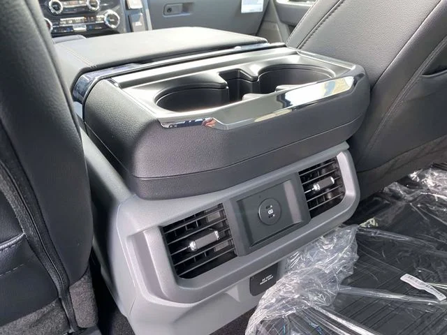 New 2026 Avalanche Ford Lariat image 6