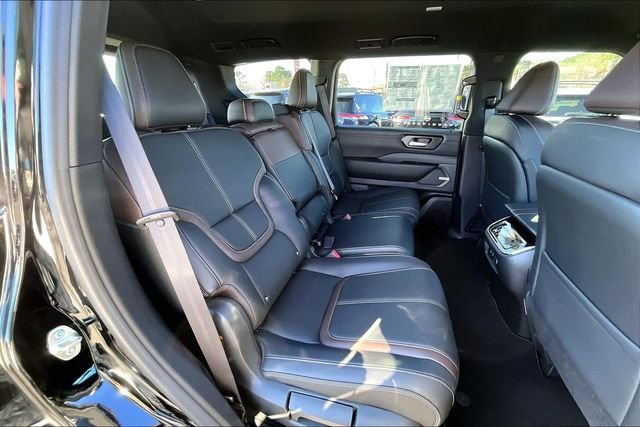 New 2026 Nissan Armada 3.5L TT V6 SL