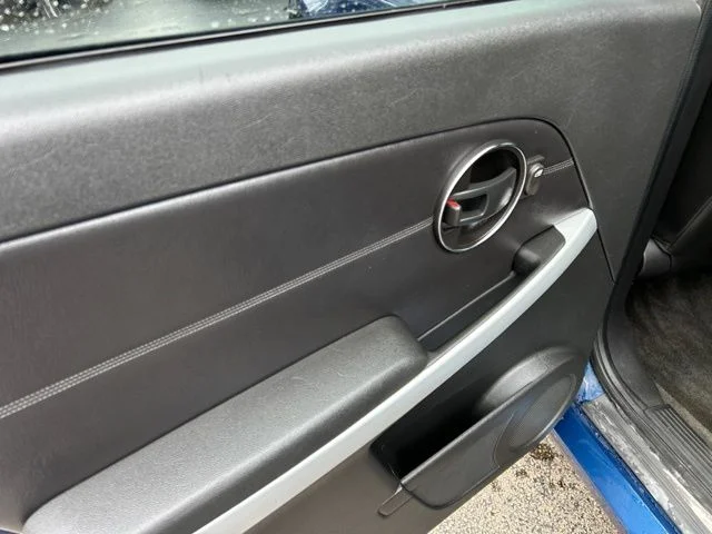 Used 2008 Blue Chevrolet Sport image 14