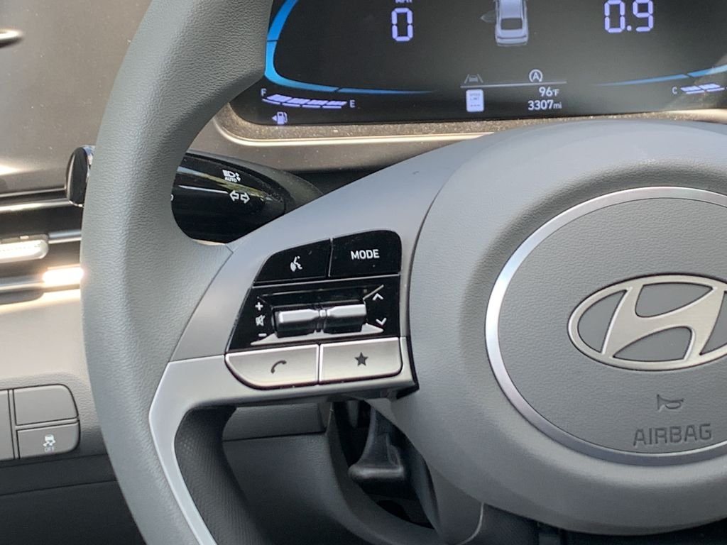 2026 Hyundai Elantra SE - Photo 22