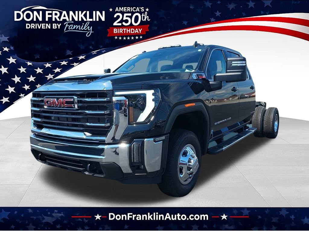 New 2026 Onyx Black GMC SLE image 1
