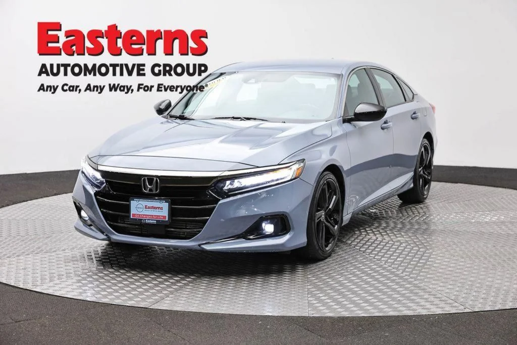 Used 2022 Gray Honda Sport image 1
