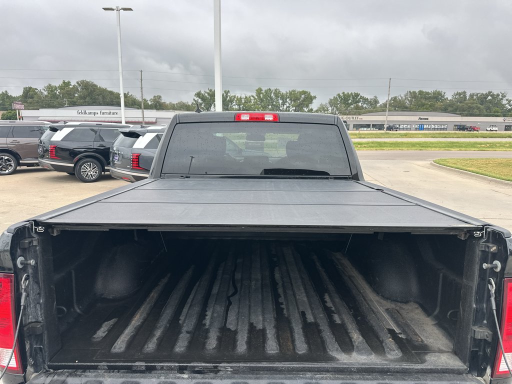 Used 2020 Diamond Black Crystal Pearl Ram Express image 15
